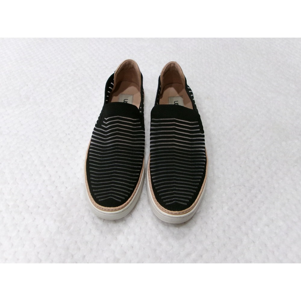 UGG Women 10 Sammy Chevron Slip On Sneaker Black Grey Knit 1109533